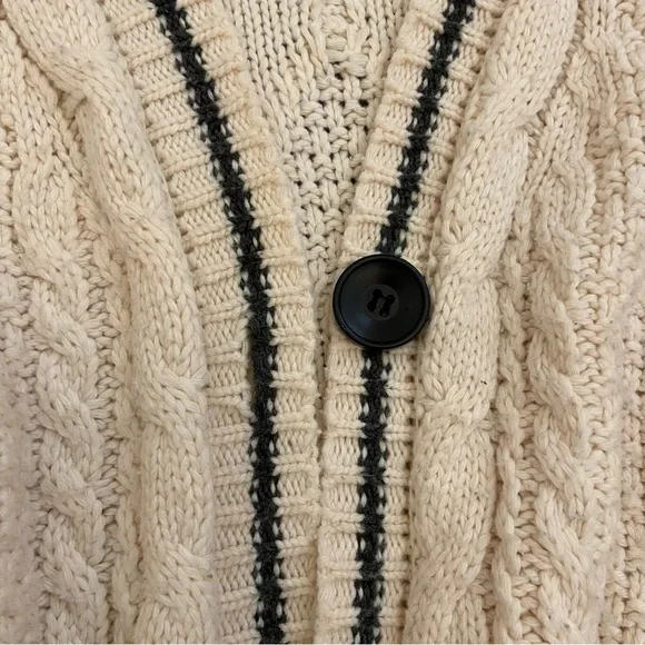 Taylor Swift CARDIGAN Cream Cable HEAVY Knit with Star Accents Oversized Fit - Picture 9 of 16